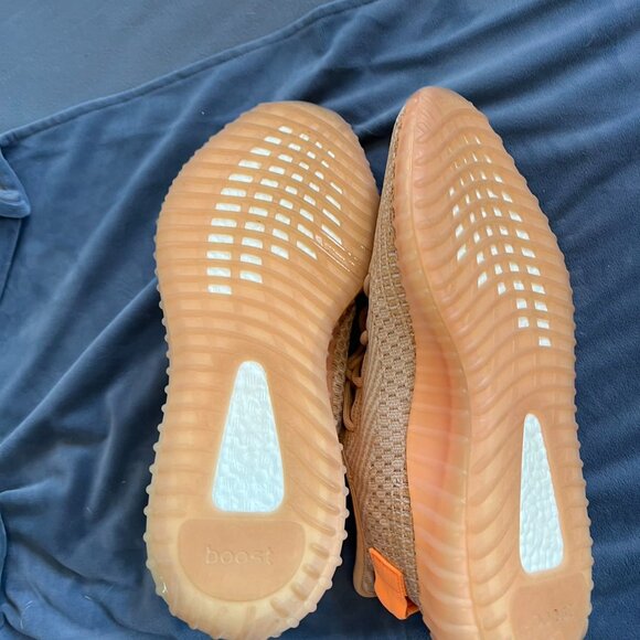 YEEZY boost 350 and Supreme bundle - Picture 2 of 16